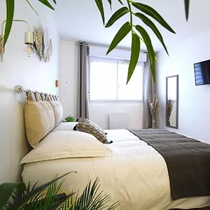 L'evasion Lourdaise Terrasse Centre Parking Wifi Appartement Lourdes
